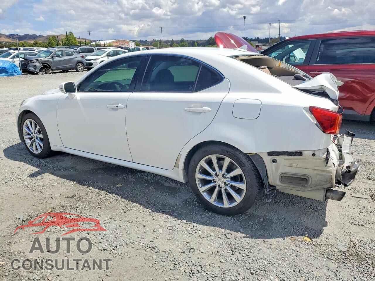 LEXUS IS 2010 - JTHBF5C27A5127011