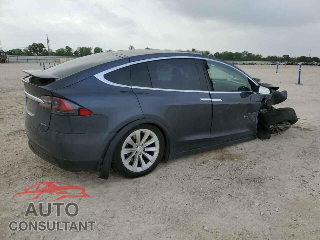 TESLA MODEL X 2016 - 5YJXCDE26GF034172