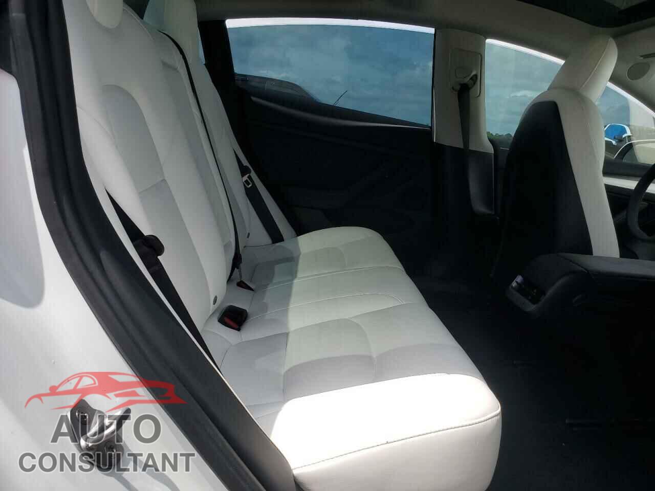 TESLA MODEL 3 2023 - 5YJ3E1EA1PF382301