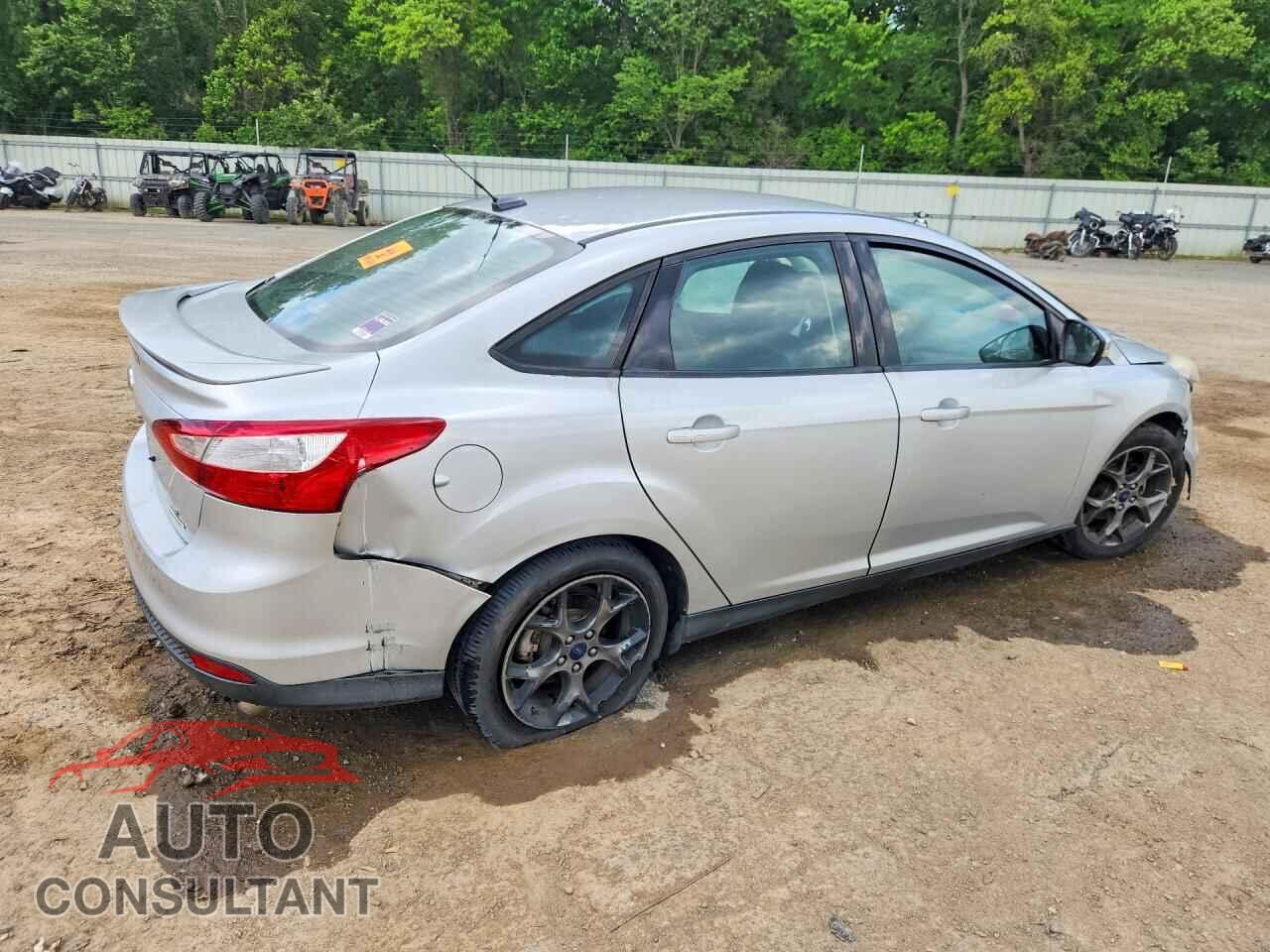 FORD FOCUS 2014 - 1FADP3F21EL337330