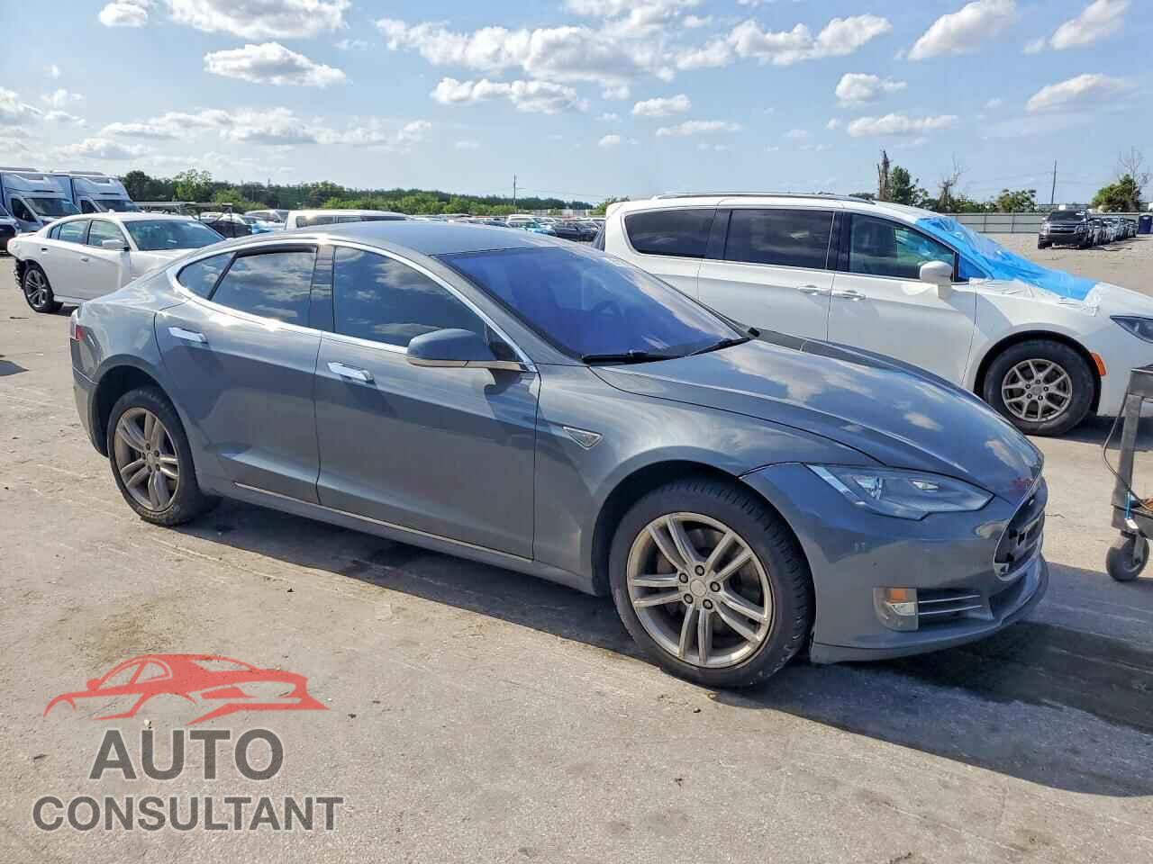 TESLA MODEL S 2012 - 5YJSA1DN9CFP02793