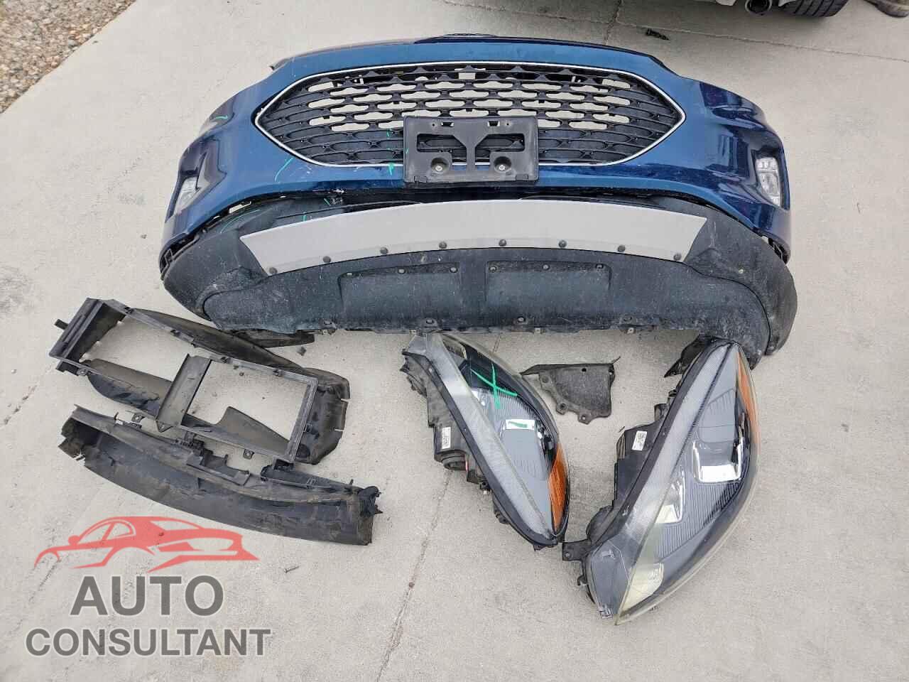 FORD ESCAPE 2020 - 1FMCU9H60LUA19574