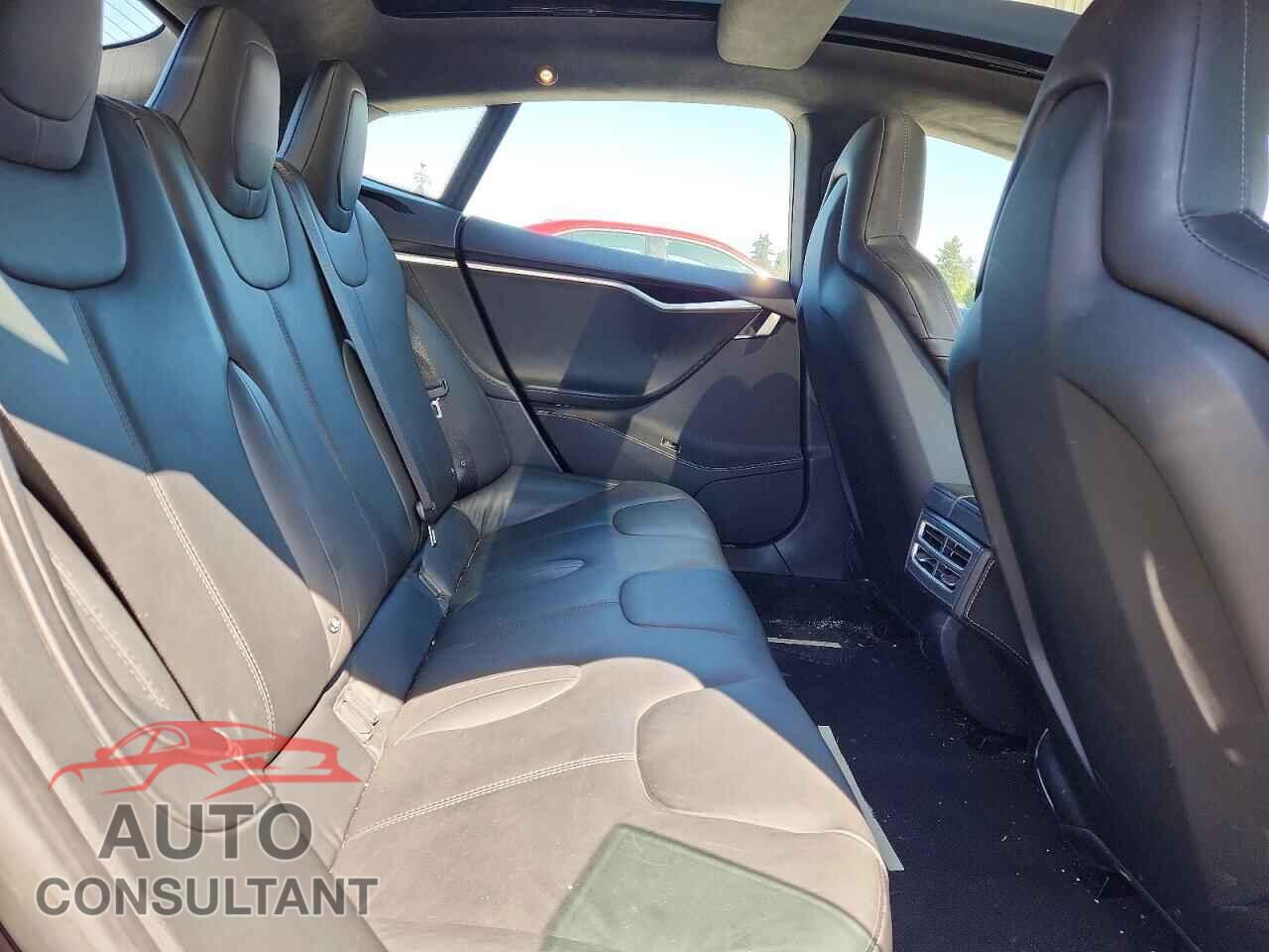 TESLA MODEL S 2015 - 5YJSA1E29FF120279