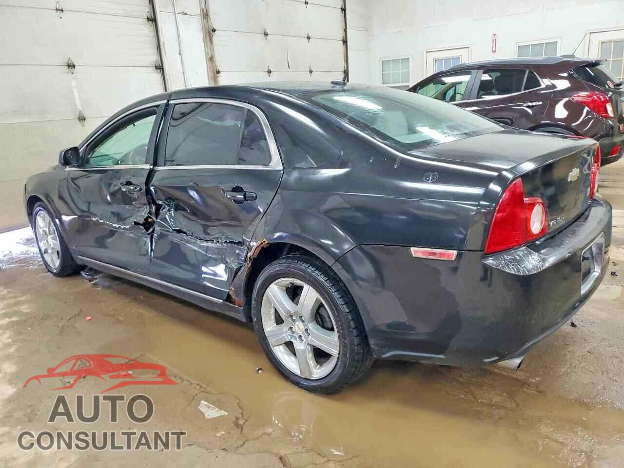 CHEVROLET MALIBU 2011 - 1G1ZD5E70BF181592