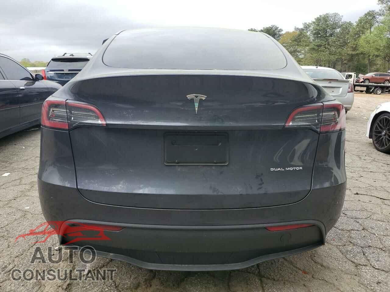 TESLA MODEL Y 2024 - 7SAYGDEE9RA293776