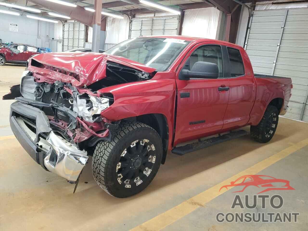 TOYOTA TUNDRA 2016 - 5TFUW5F14GX493941