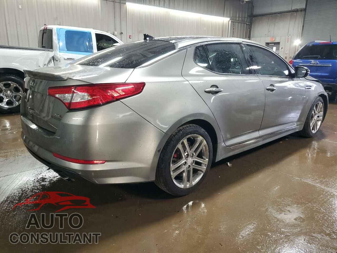 KIA OPTIMA 2013 - 5XXGR4A66DG097501