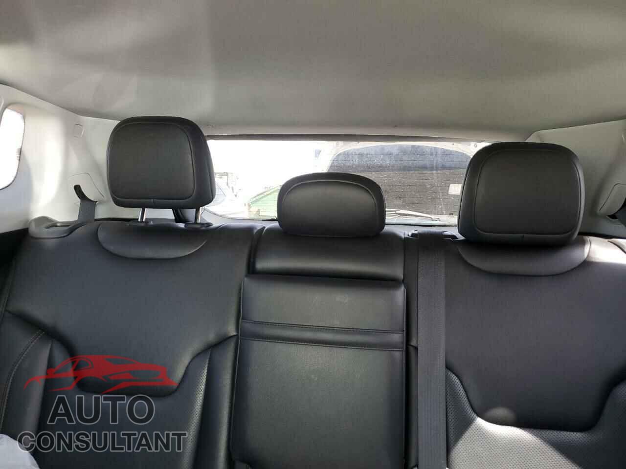 JEEP COMPASS 2018 - 3C4NJDCB3JT169070