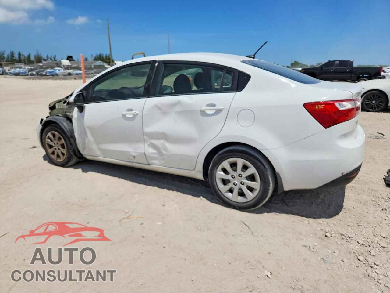 KIA RIO 2014 - KNADM4A33E6327208