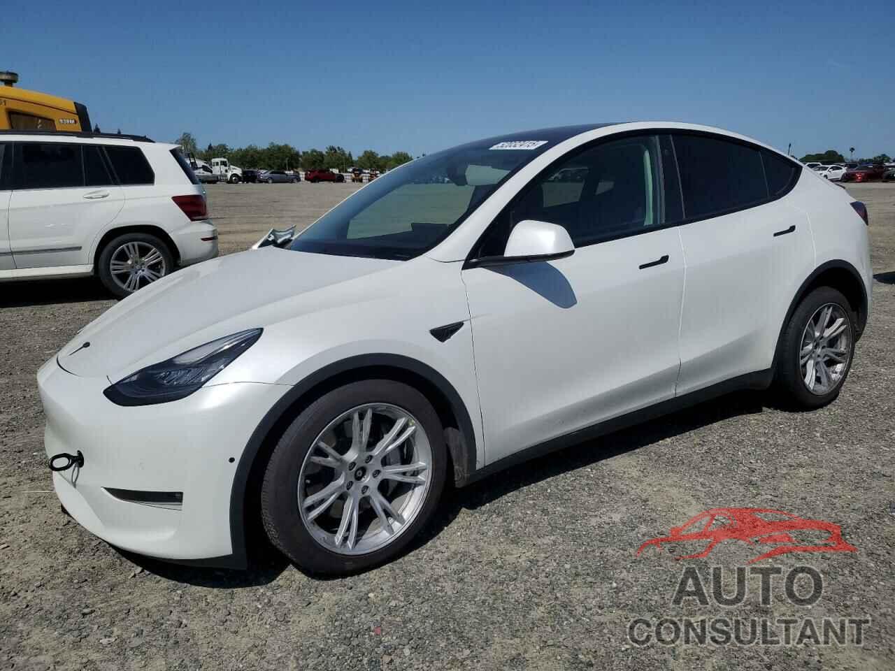 TESLA MODEL Y 2022 - 7SAYGAEE6NF492070