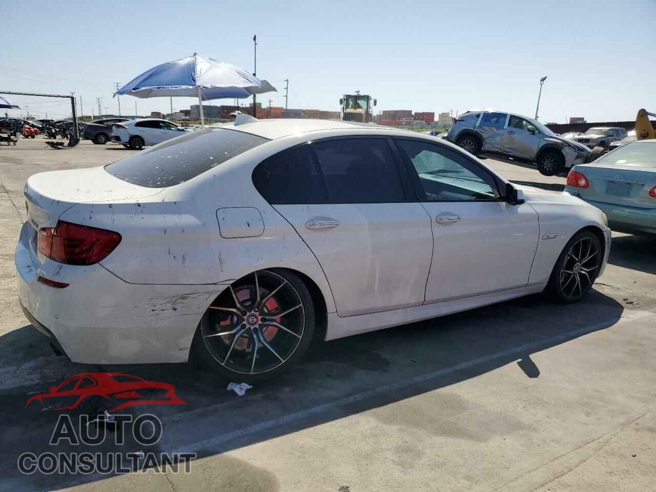 BMW 5 SERIES 2013 - WBAFR7C53DC825287