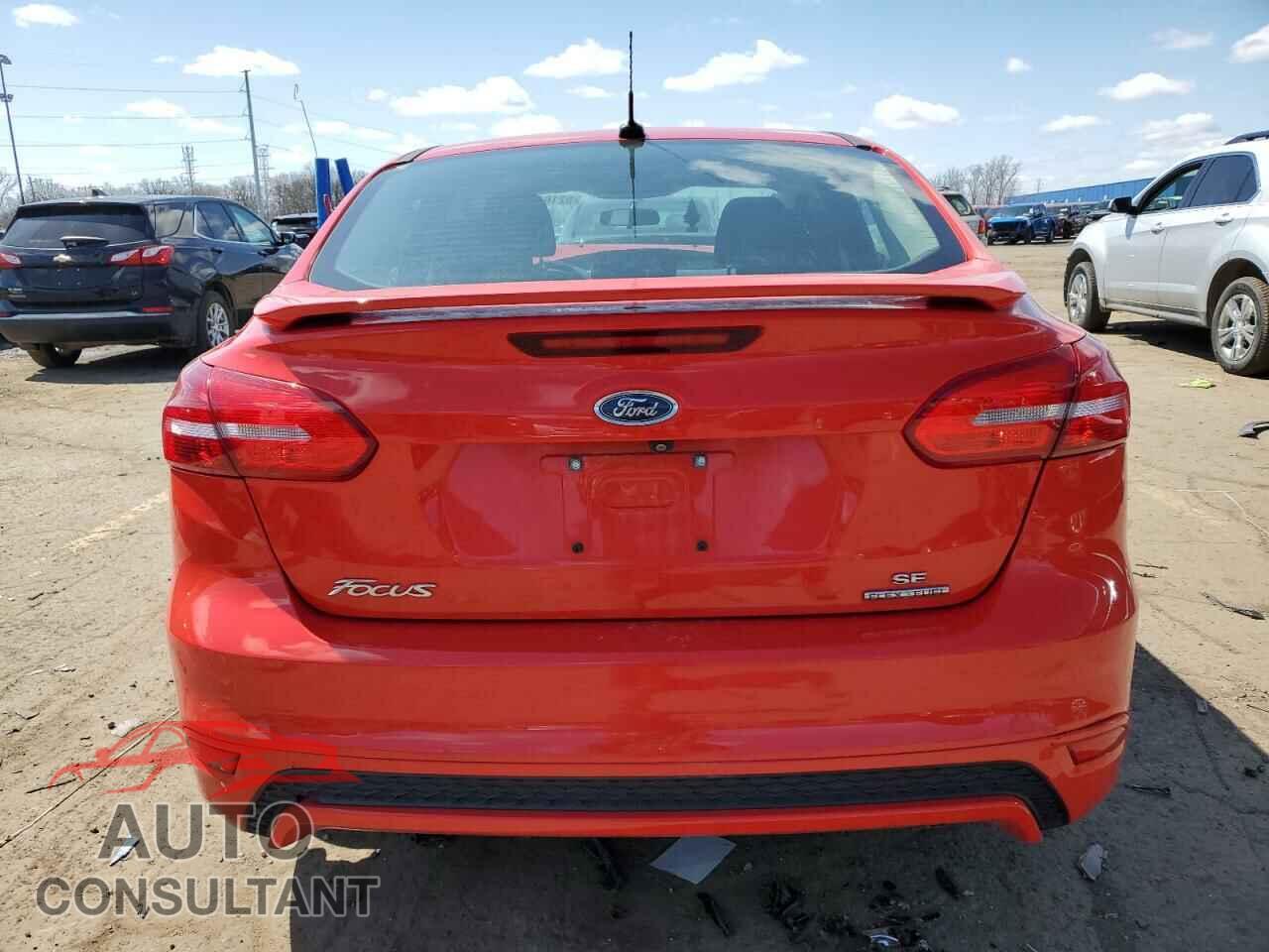 FORD FOCUS 2015 - 1FADP3F2XFL384065