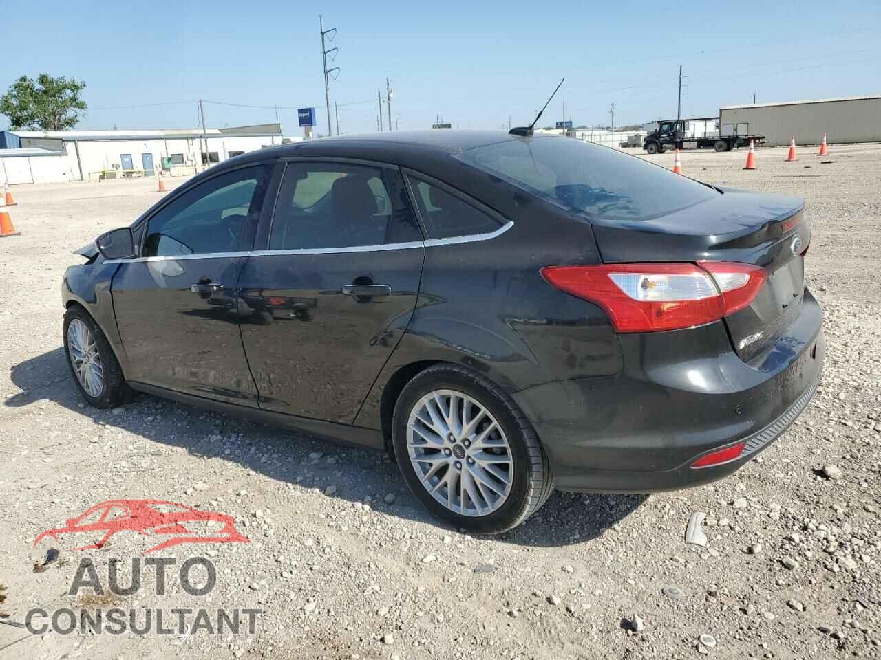 FORD FOCUS 2012 - 1FAHP3H29CL153751
