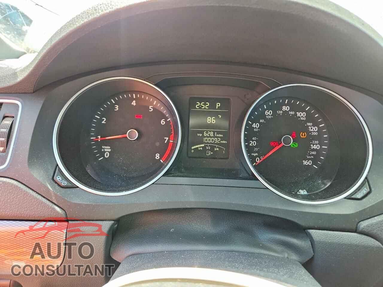 VOLKSWAGEN JETTA 2017 - 3VW2B7AJ5HM399416