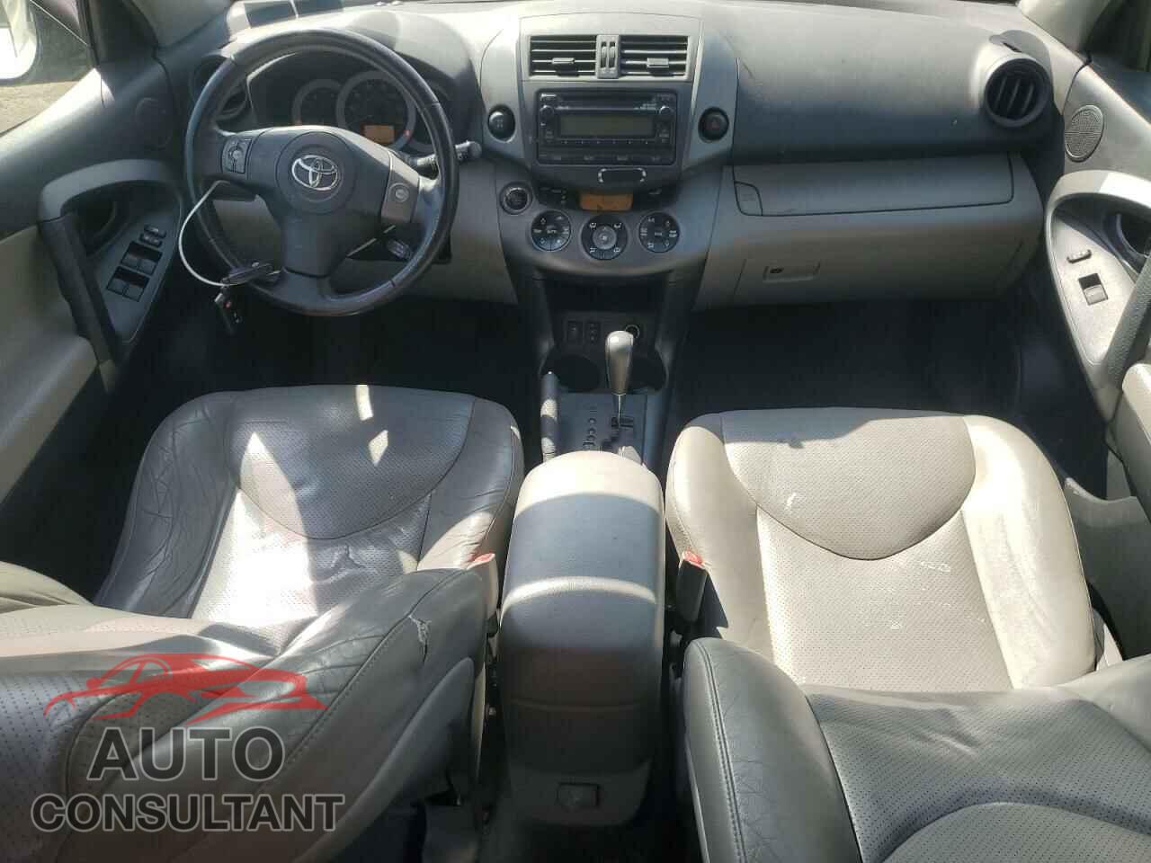 TOYOTA RAV4 2012 - 2T3DF4DV8CW207376