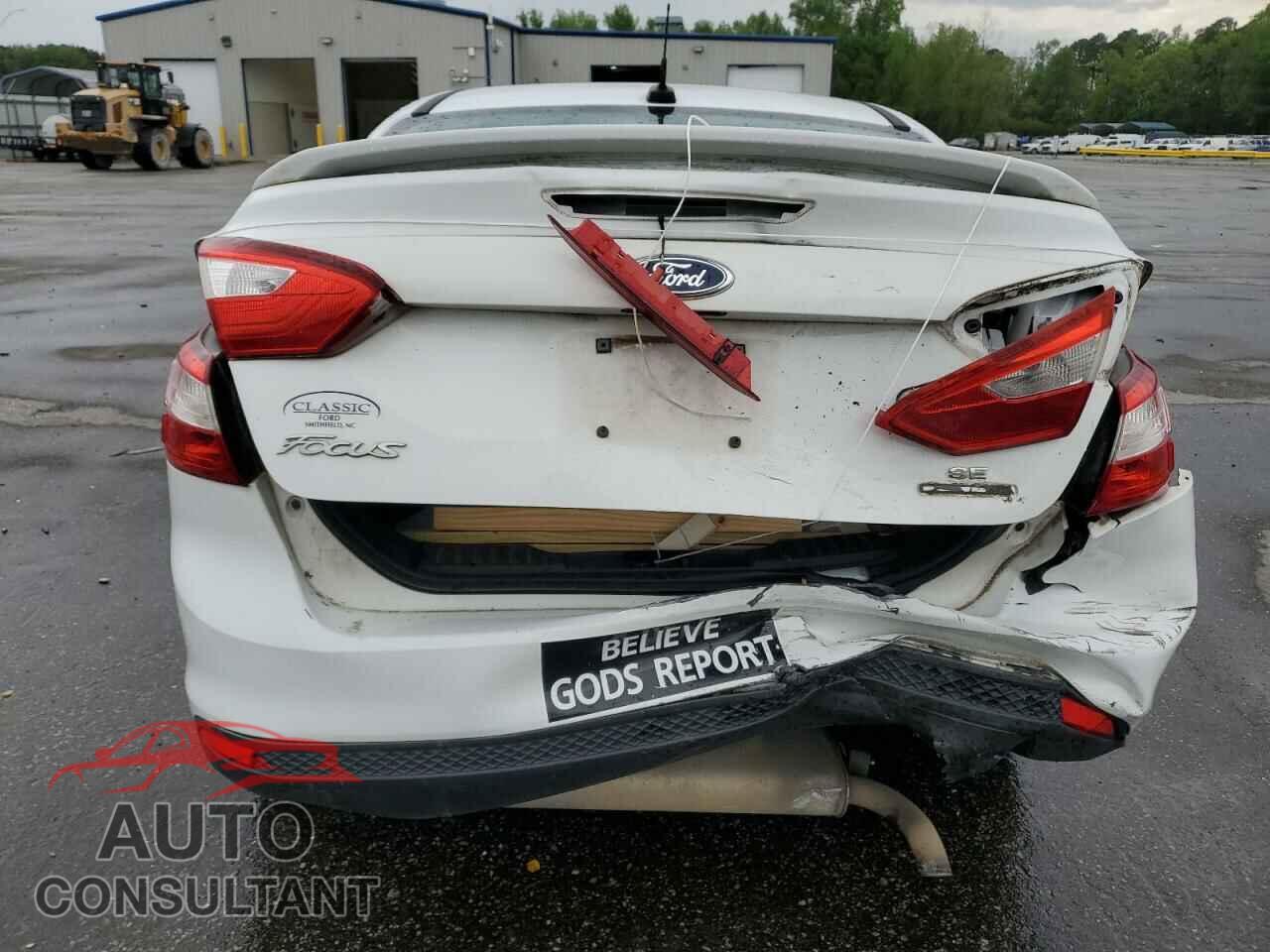 FORD FOCUS 2014 - 1FADP3F23EL268527