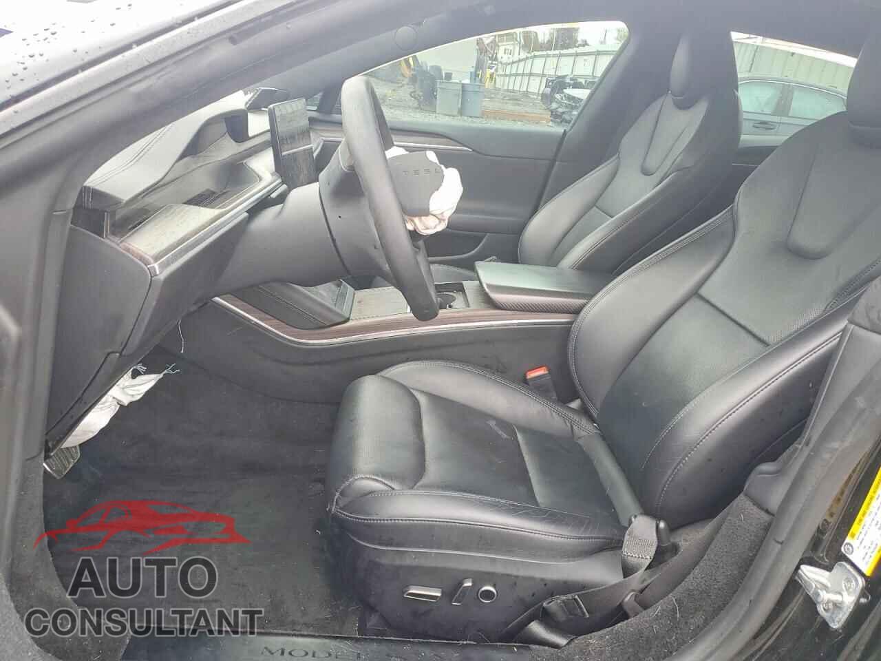TESLA MODEL S 2021 - 5YJSA1E56MF449156