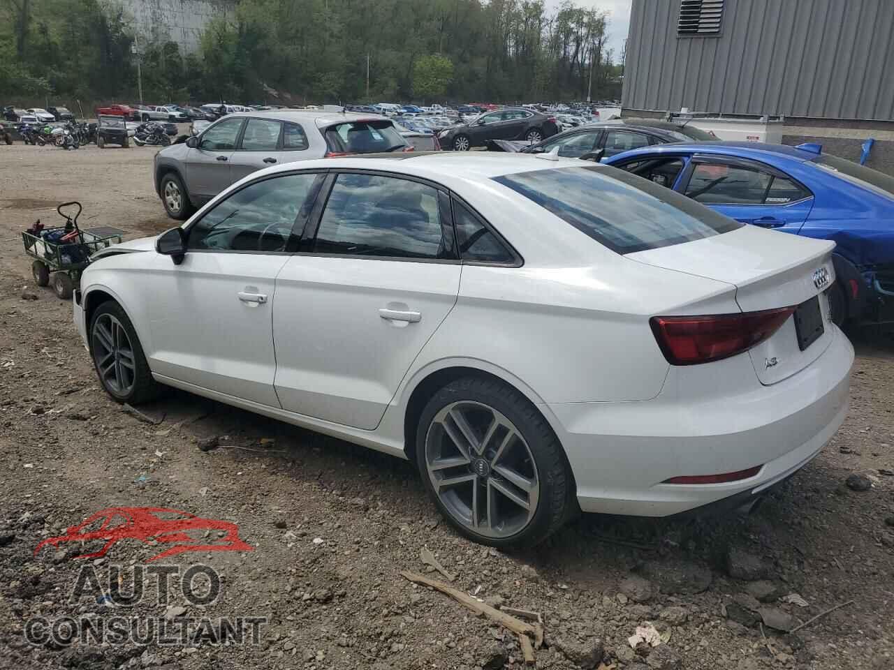 AUDI A3 2017 - WAUB8GFF3H1020963