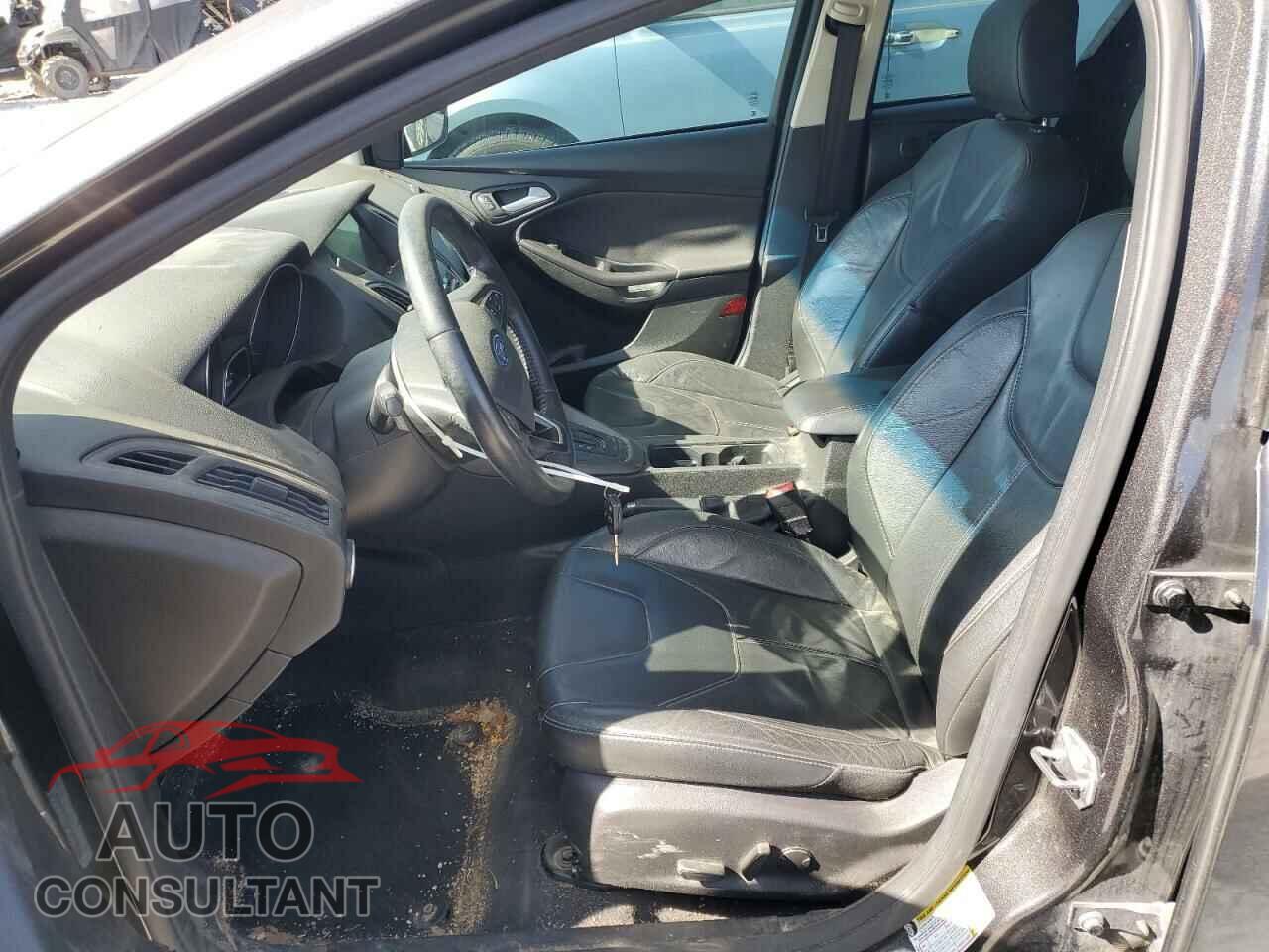 FORD FOCUS 2016 - 1FADP3K27GL318211