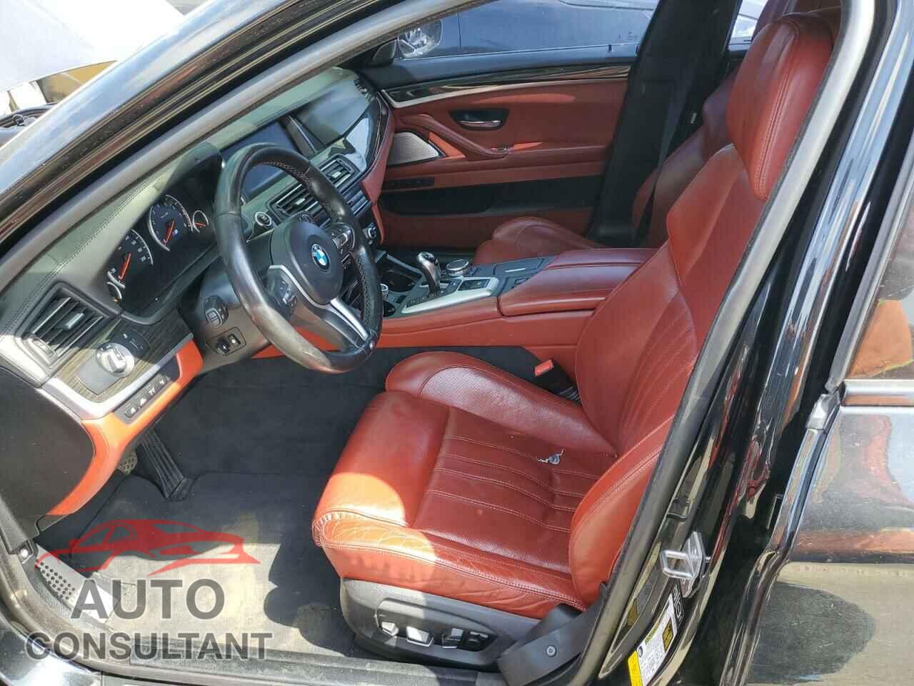 BMW M5 2015 - WBSFV9C54FD594593