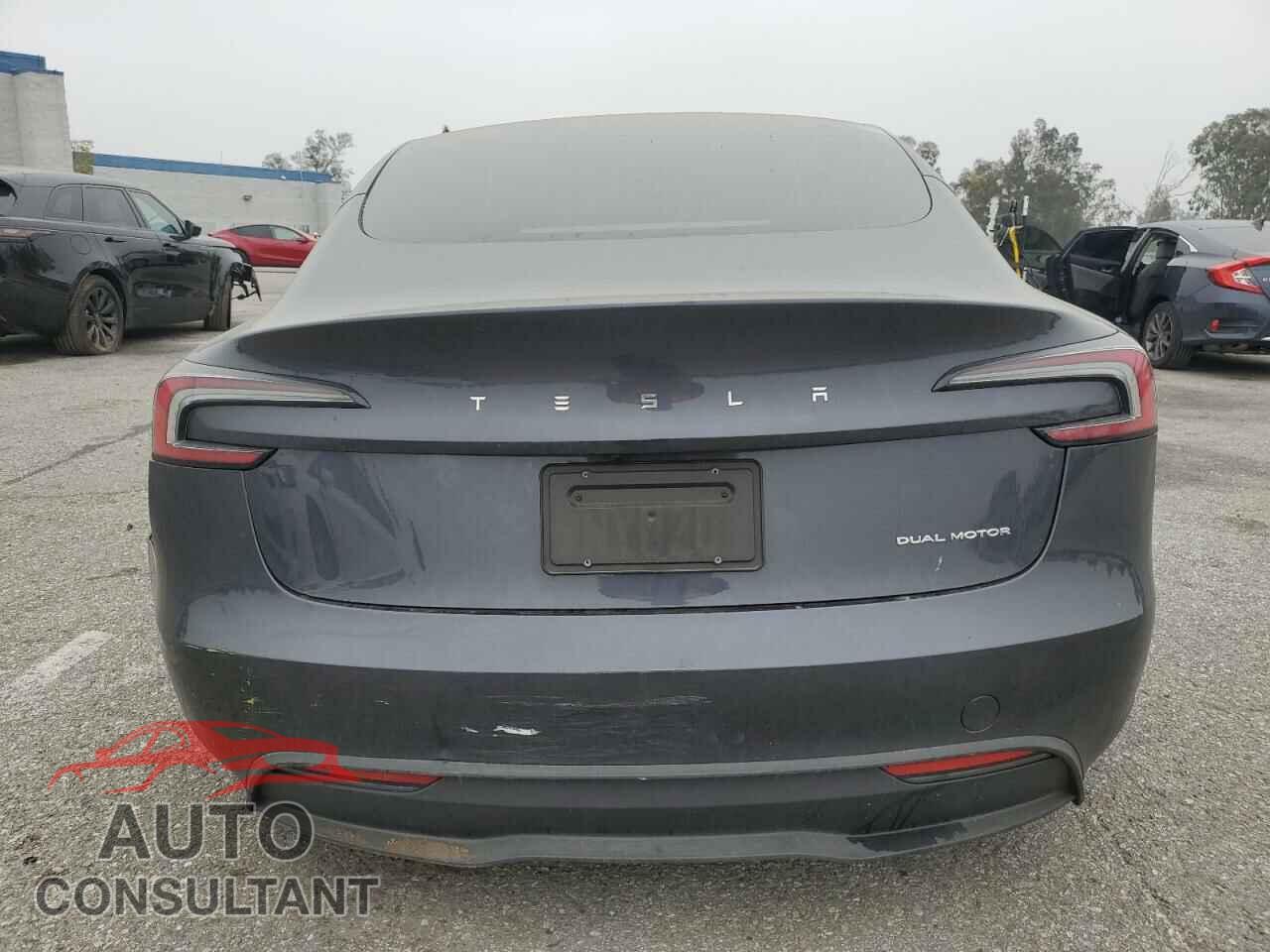 TESLA MODEL 3 2024 - 5YJ3E1EB6RF787985