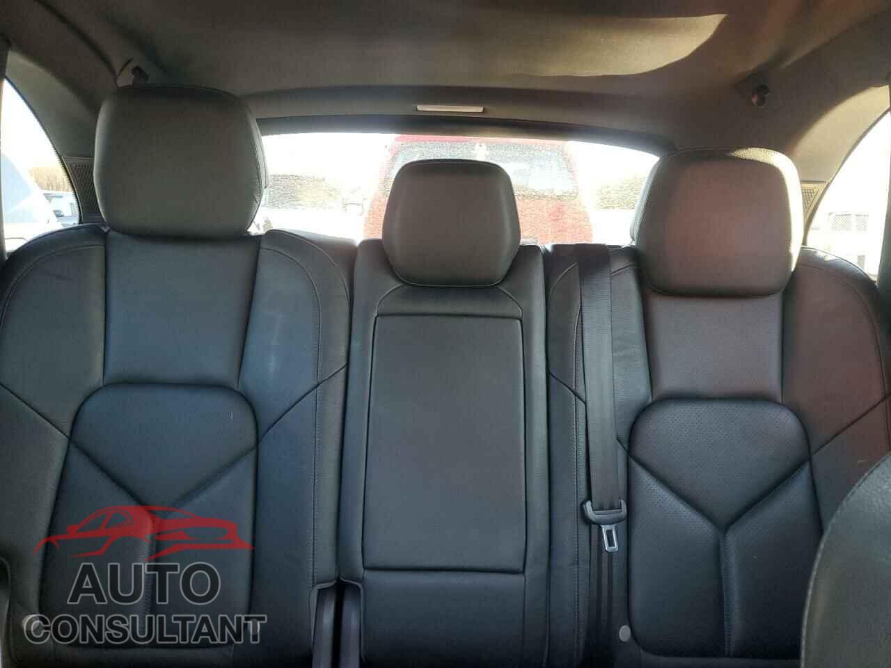 PORSCHE CAYENNE 2012 - WP1AB2A21CLA47534