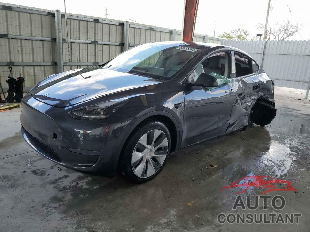 TESLA MODEL Y 2024 - 7SAYGDED7RF018238