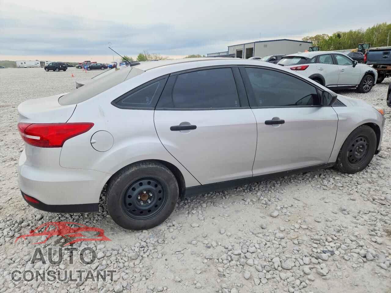 FORD FOCUS 2017 - 1FADP3E24HL322326