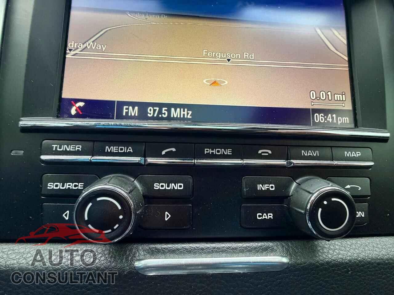 PORSCHE MACAN 2015 - WP1AB2A51FLB65372