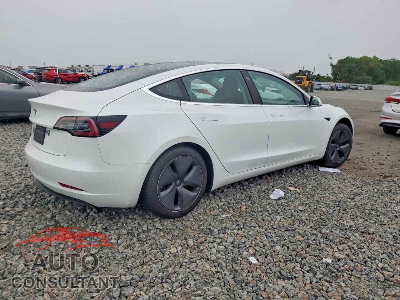 TESLA MODEL 3 2020 - 5YJ3E1EAXLF504986