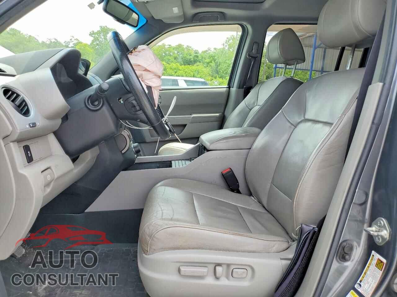 HONDA PILOT 2012 - 5FNYF4H68CB035599