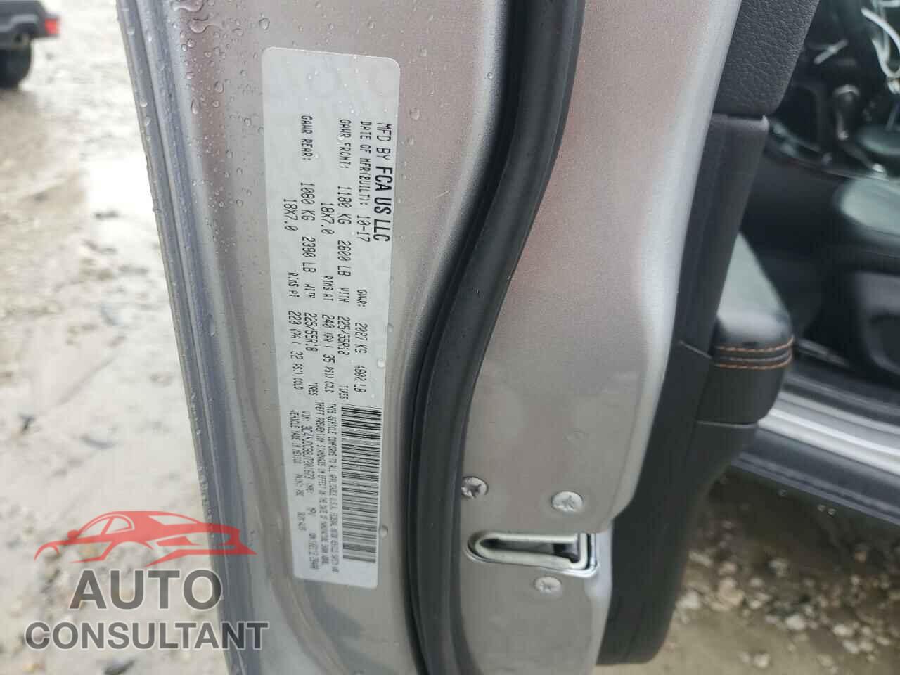 JEEP COMPASS 2018 - 3C4NJDCB8JT201673