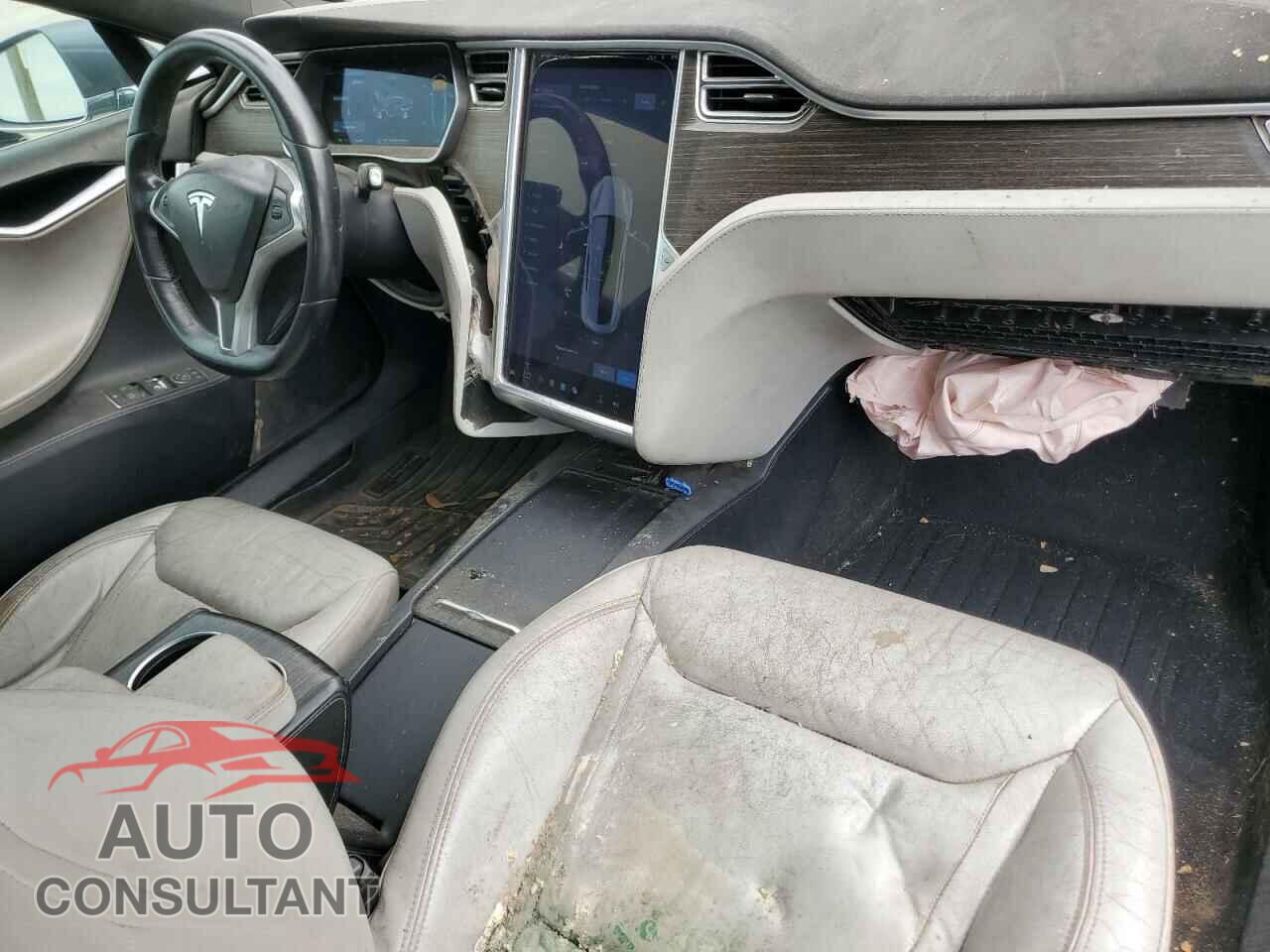 TESLA MODEL S 2016 - 5YJSA1E40GF133392