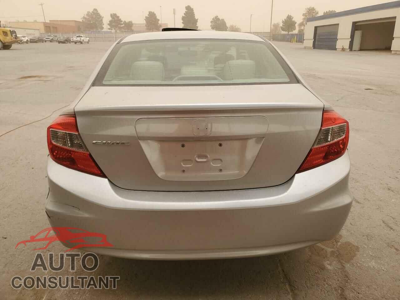 HONDA CIVIC 2012 - 2HGFB2F51CH596739