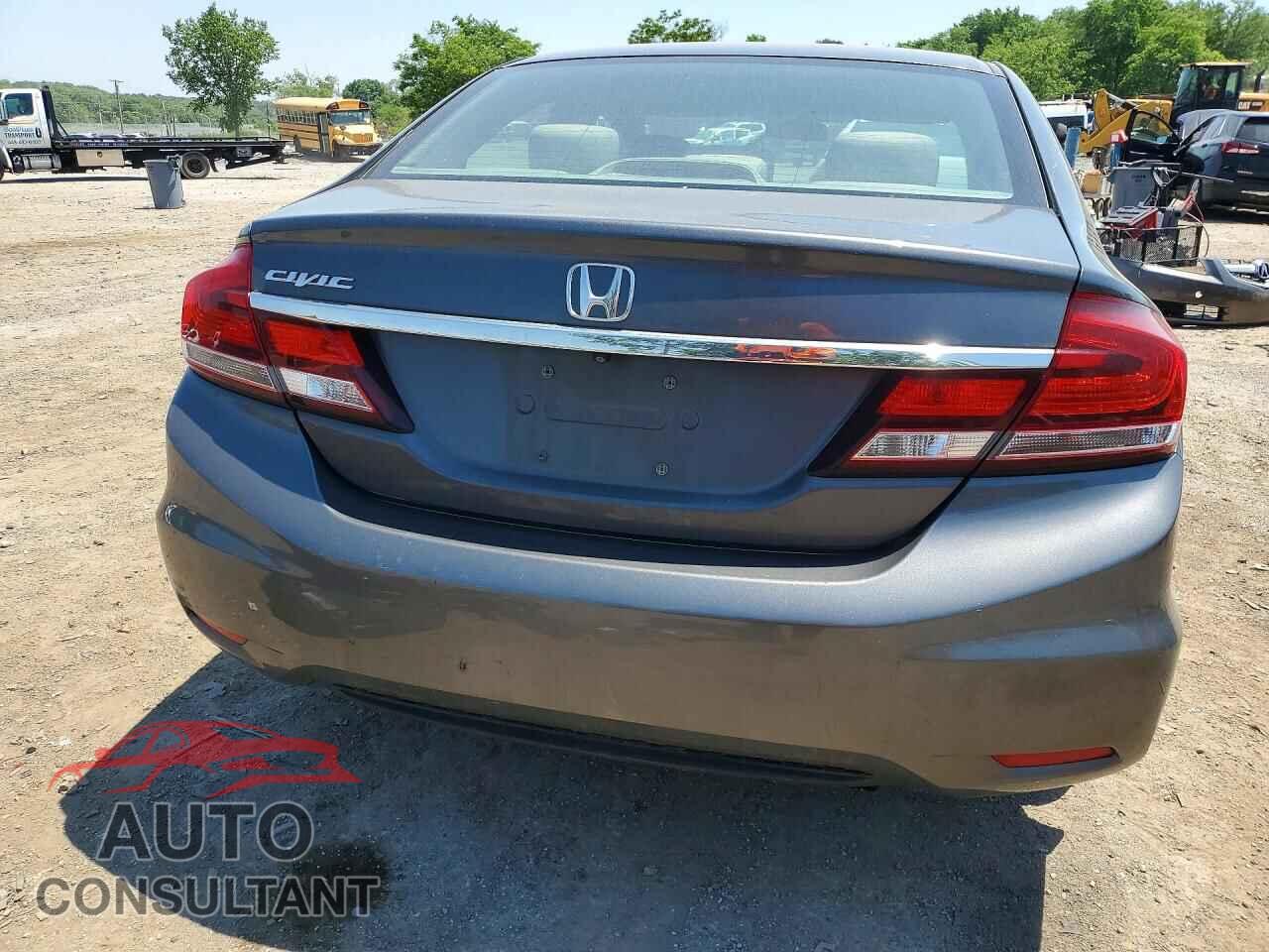 HONDA CIVIC 2013 - 2HGFB2F87DH541319