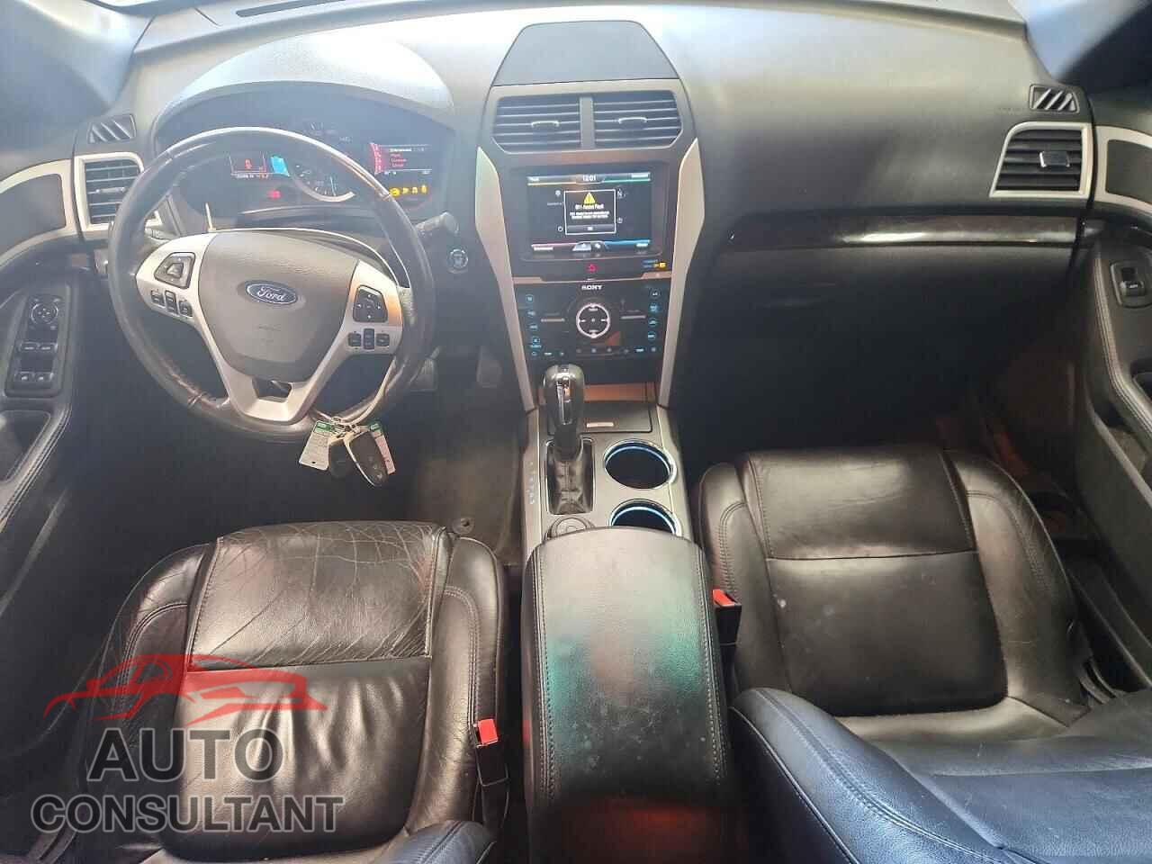 FORD EXPLORER 2012 - 1FMHK8F87CGA02084