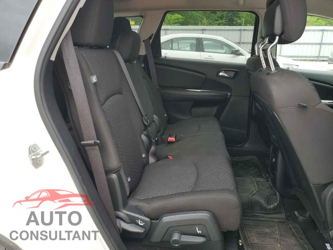 DODGE JOURNEY 2017 - 3C4PDCBB7HT619521