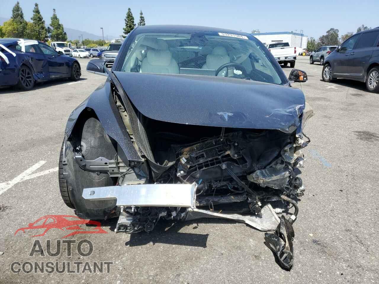 TESLA MODEL 3 2019 - 5YJ3E1EB1KF530562