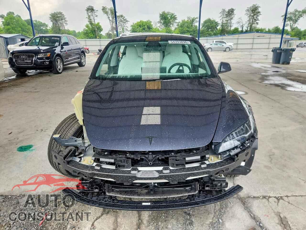 TESLA MODEL 3 2026 - 5YJ3E1EA0TF166398