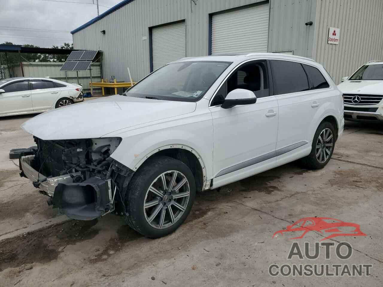 AUDI Q7 2017 - WA1LAAF77HD000774