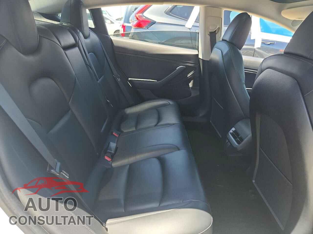 TESLA MODEL 3 2021 - 5YJ3E1EB4MF902253
