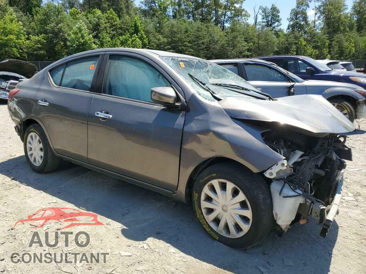 NISSAN VERSA 2017 - 3N1CN7AP8HL815258