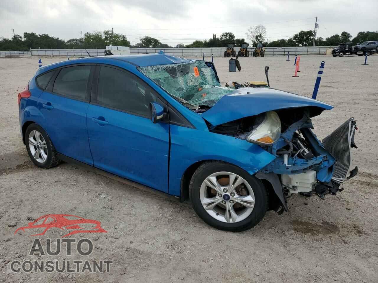 FORD FOCUS 2013 - 1FADP3K2XDL157851