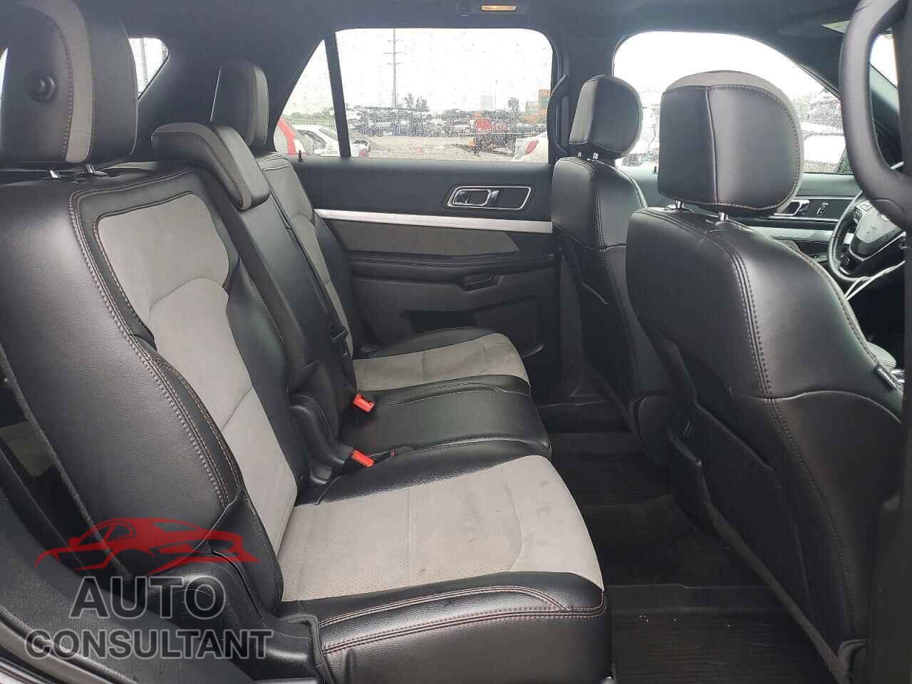 FORD EXPLORER 2017 - 1FM5K8D88HGD11110