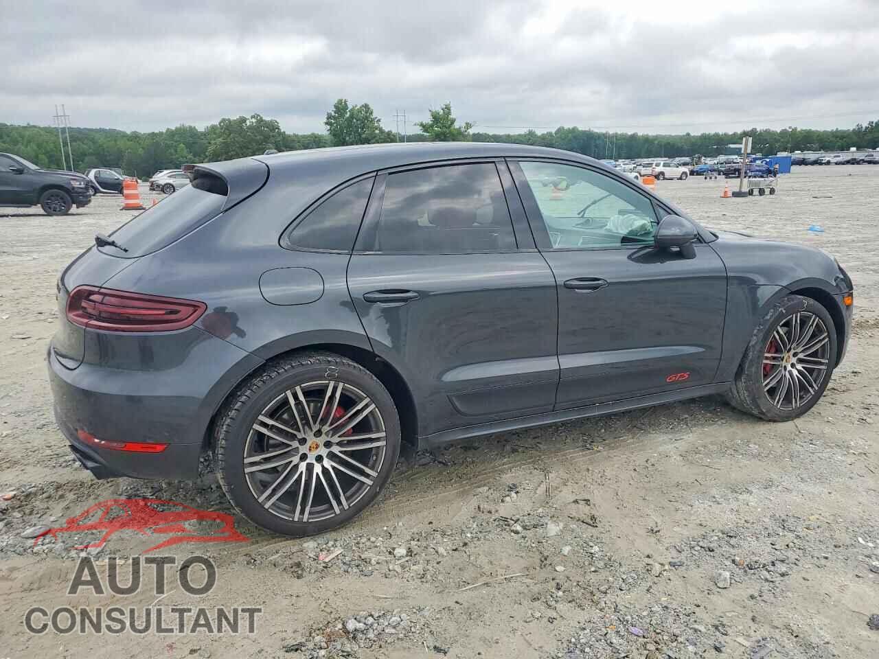 PORSCHE MACAN 2017 - WP1AG2A56HLB52556