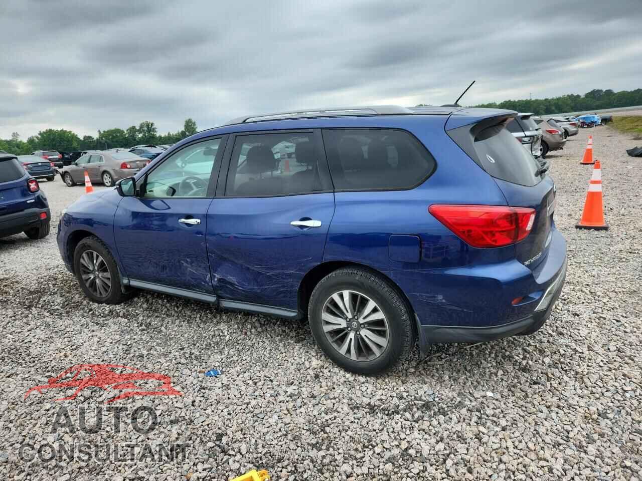 NISSAN PATHFINDER 2017 - 5N1DR2MM3HC900185