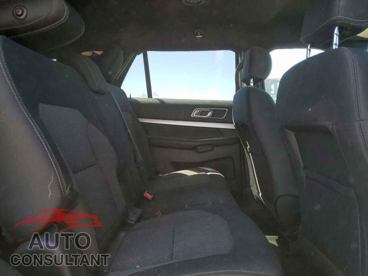 FORD EXPLORER 2017 - 1FM5K7D80HGD55659