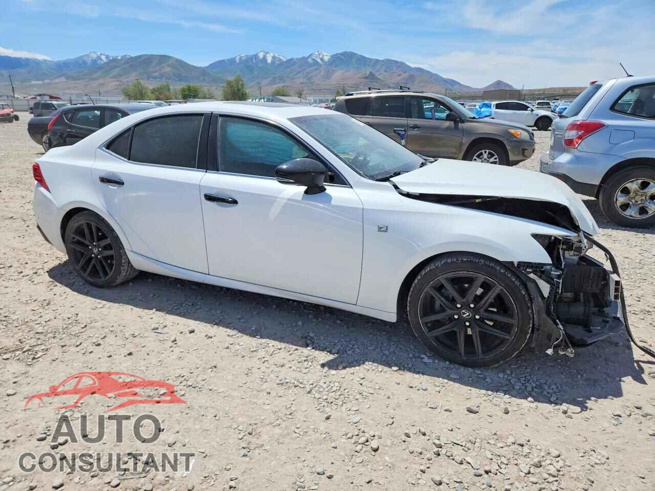 LEXUS IS 2015 - JTHCF1D24F5022994