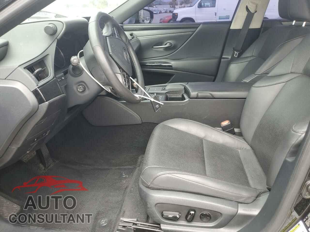 LEXUS ES300 2022 - 58ADA1C19NU023239