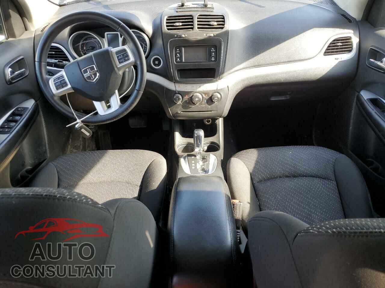 DODGE JOURNEY 2017 - 3C4PDCBG5HT506839